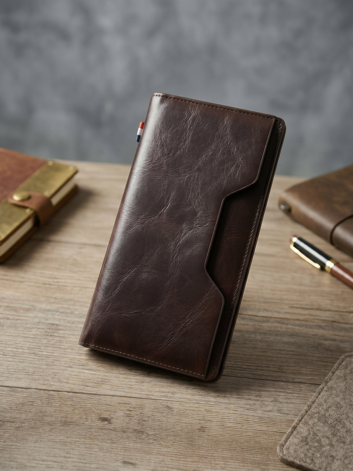 Classic Dark Brown Zip-Pocket Breast Pocket Wallet